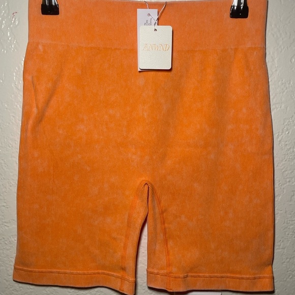 ANWND Ribbed Two Piece Set - Picture 4 of 6